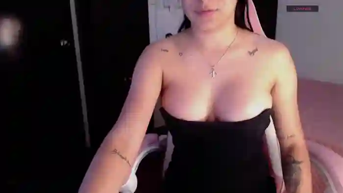 vanessa_hill