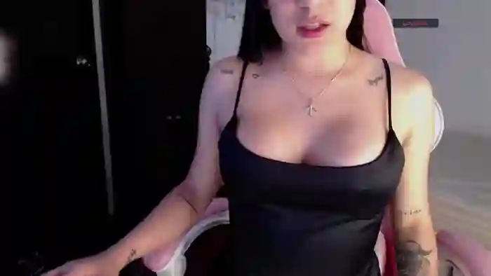 vanessa_hill