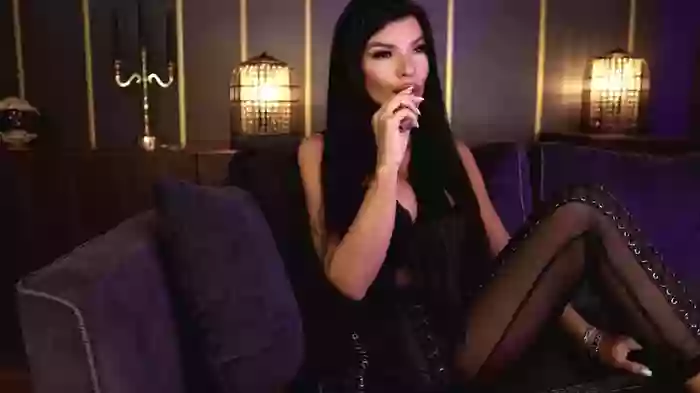 EleniaDevons