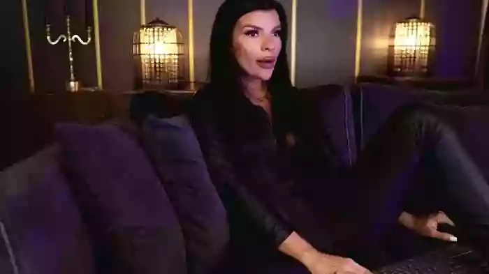 EleniaDevons