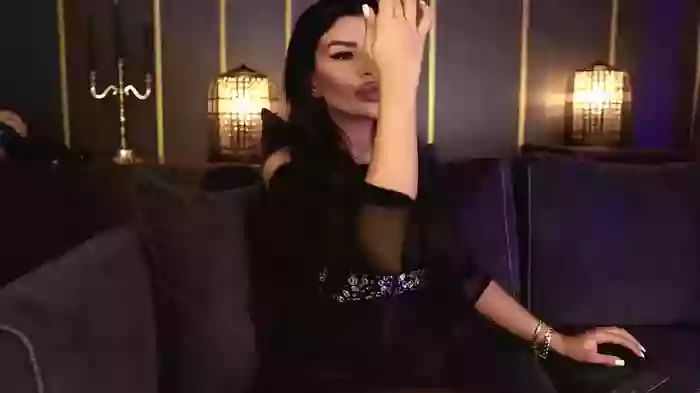 EleniaDevons