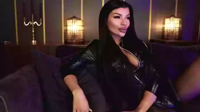 EleniaDevons