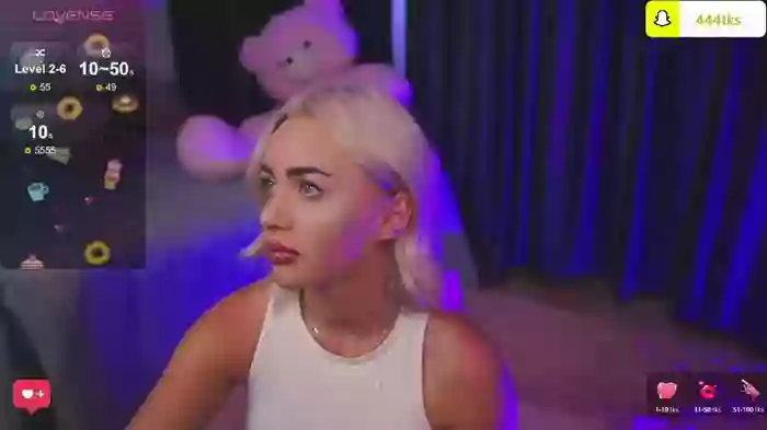 CuteLittleBlondy
