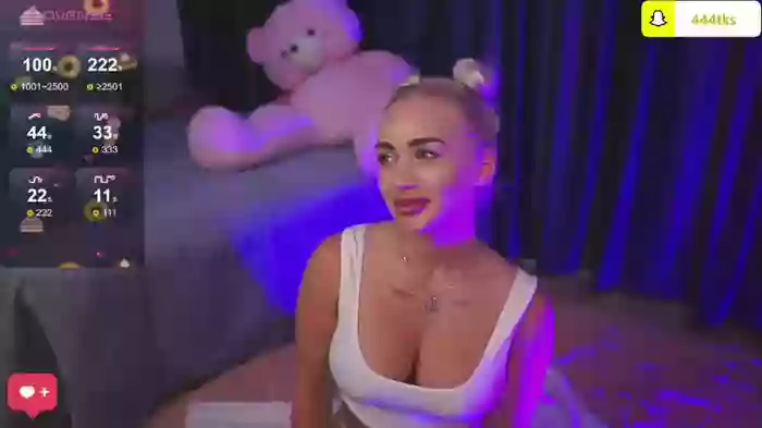CuteLittleBlondy
