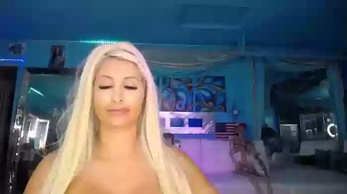 adrianna_fox