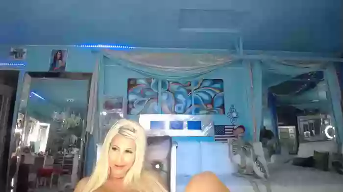 adrianna_fox