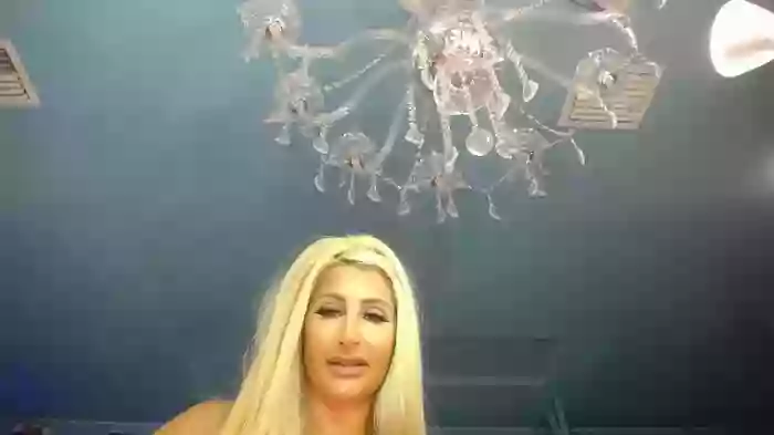 adrianna_fox