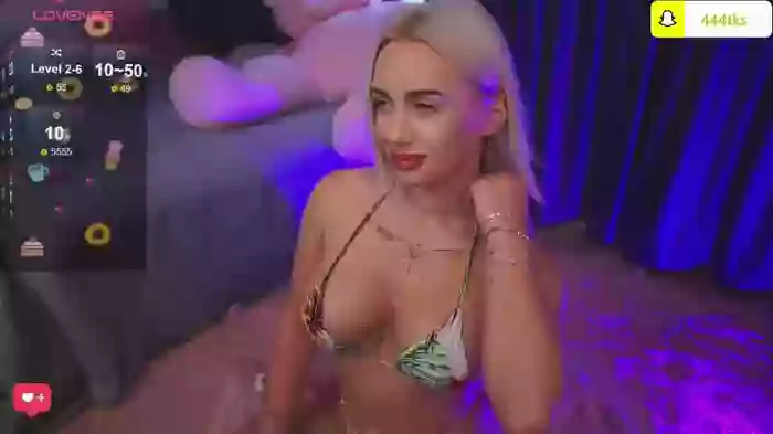 CuteLittleBlondy