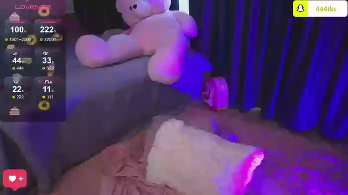 CuteLittleBlondy