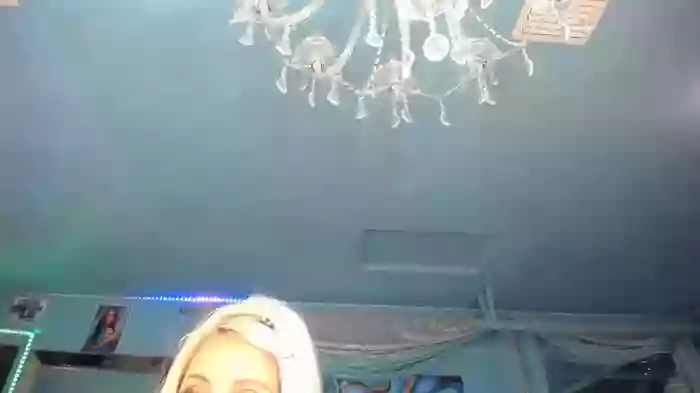 adrianna_fox