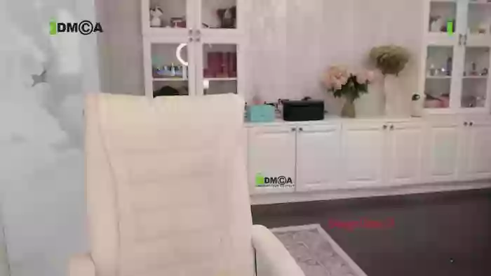AnnaDaisy1