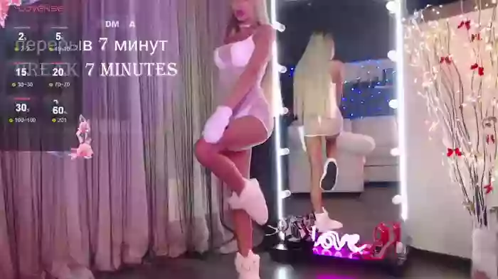AngelaLovely