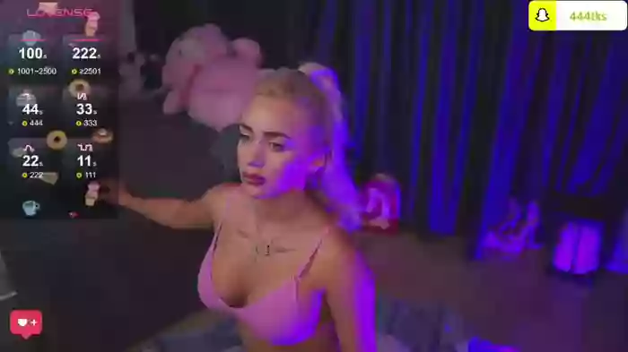 CuteLittleBlondy