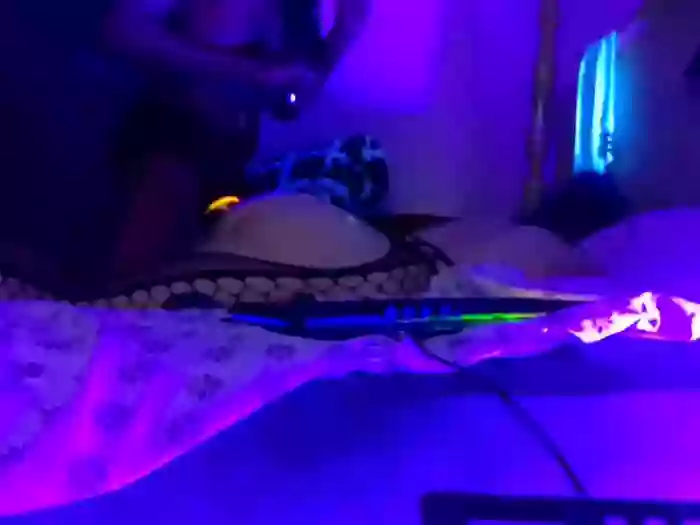 SuzySwallowsxXx