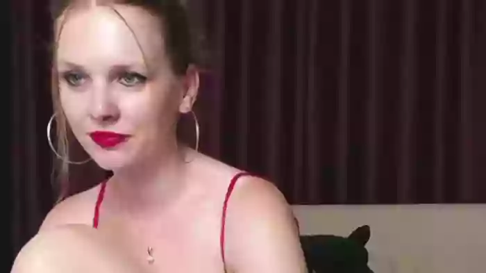 NadiaRed