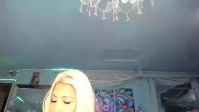 adrianna_fox