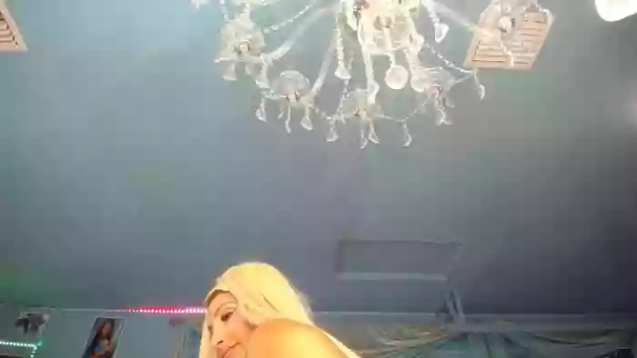 adrianna_fox