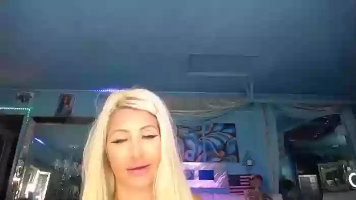 adrianna_fox