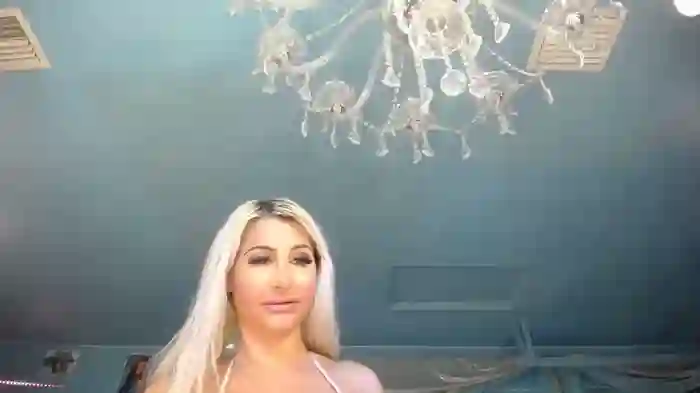 adrianna_fox