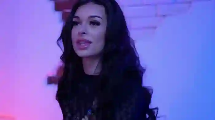 AngelinaCapri