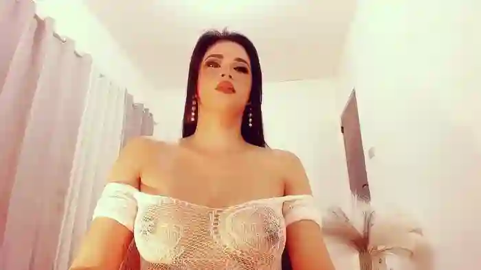 FEMININEALICE