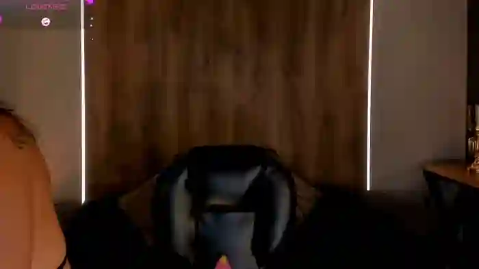 DannieSmith1