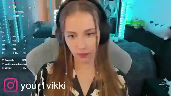 -VikkiL0vesCheese-