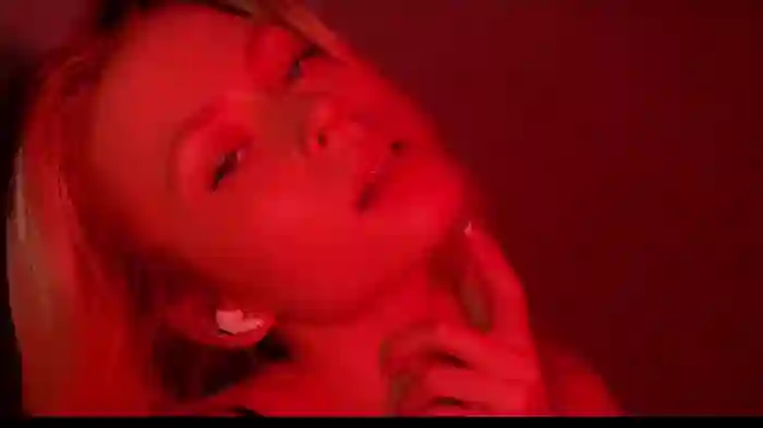 Bella29