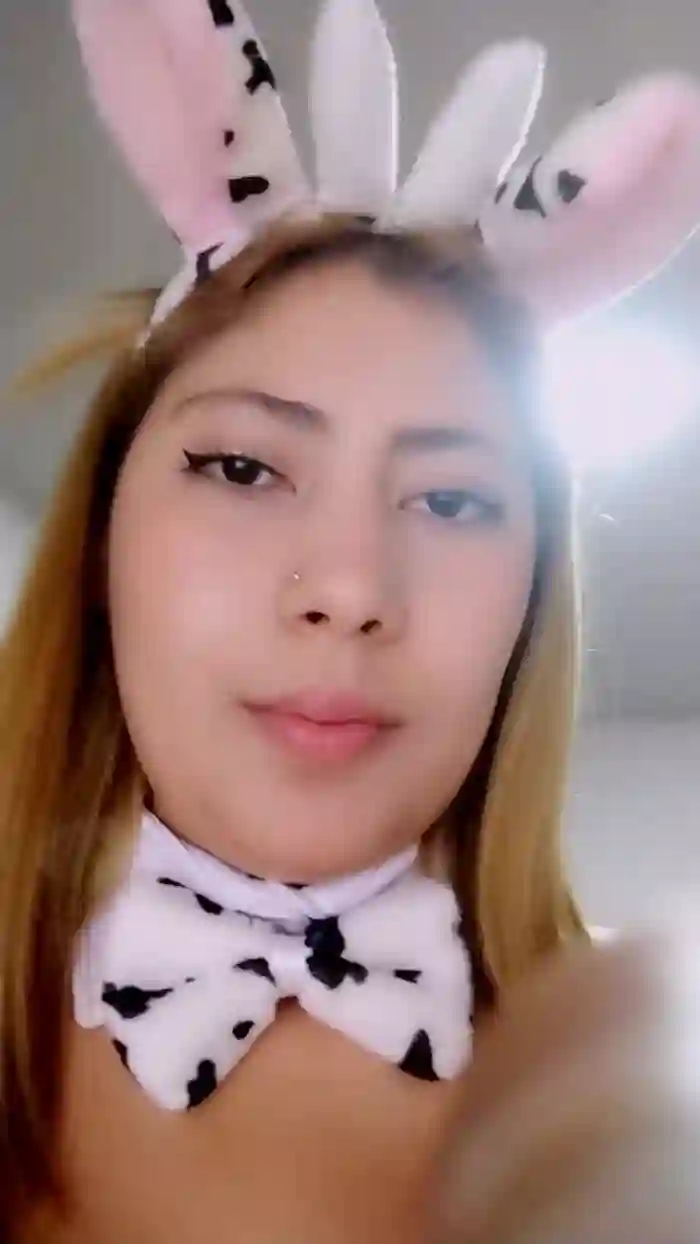 zoe_kimm