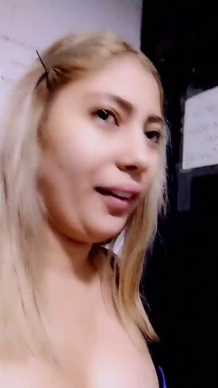 zoe_kimm