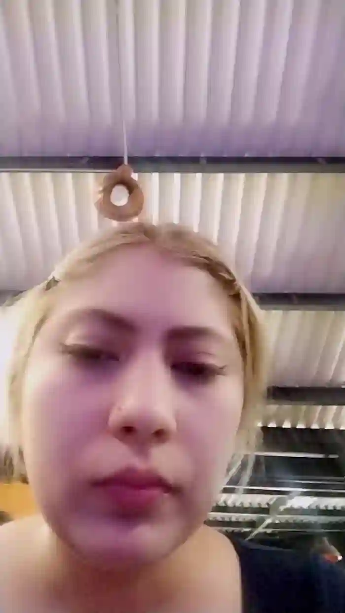 zoe_kimm