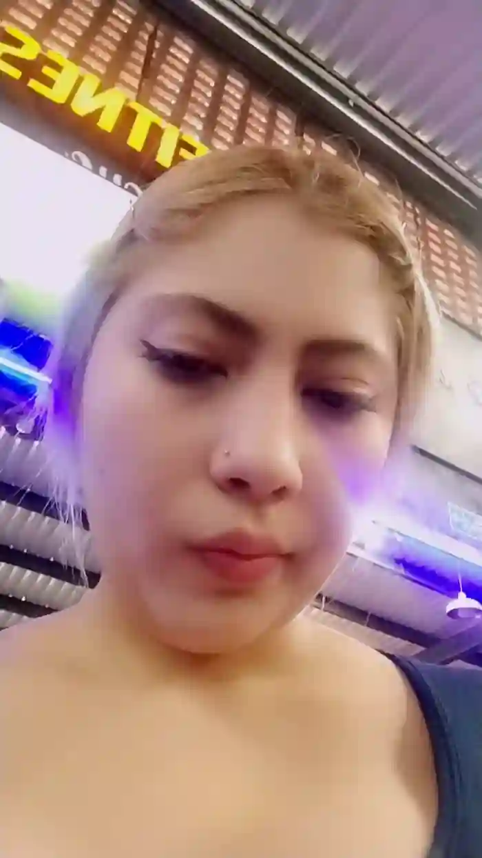 zoe_kimm