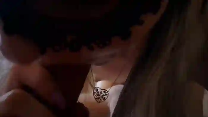 BlondeLeaxLeo