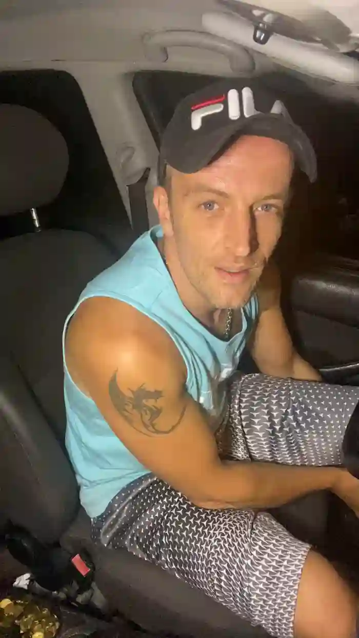 darksecret_Lar