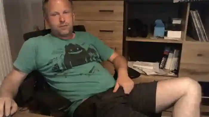 34yochemcock
