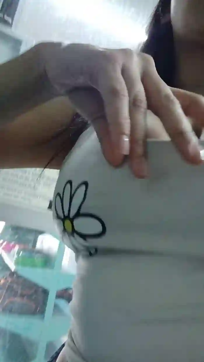 sweet_scarlett_