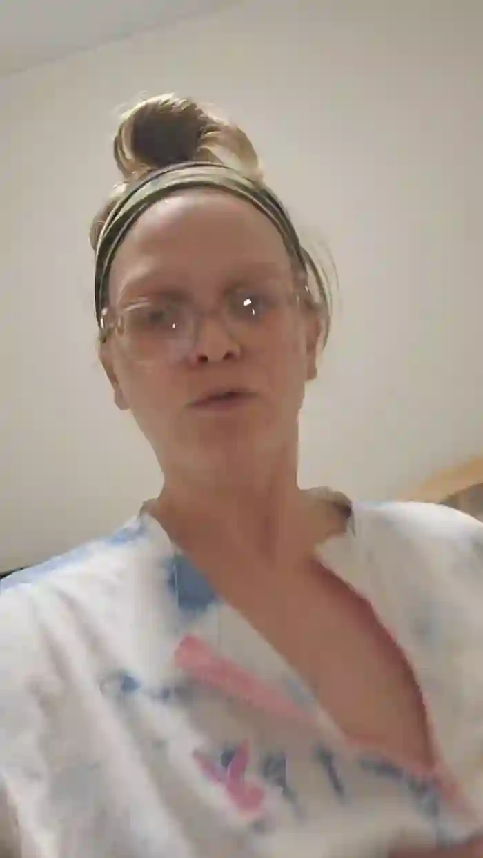 HoneyWolfxoxo