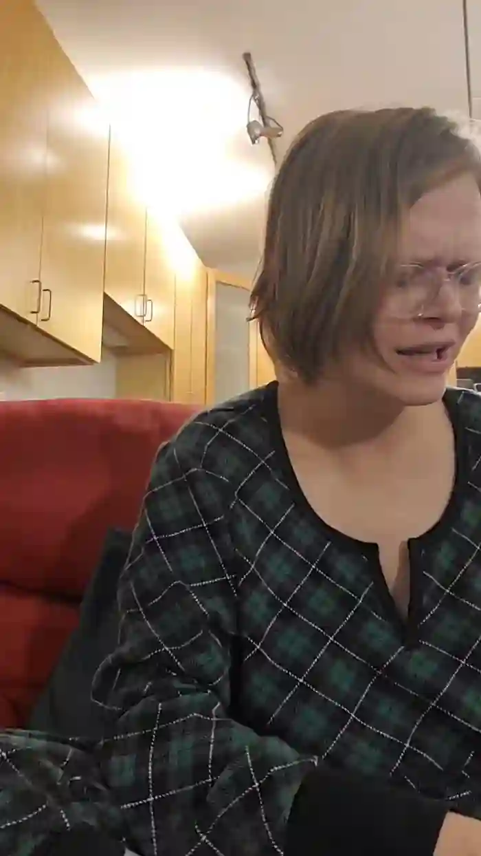 HoneyWolfxoxo
