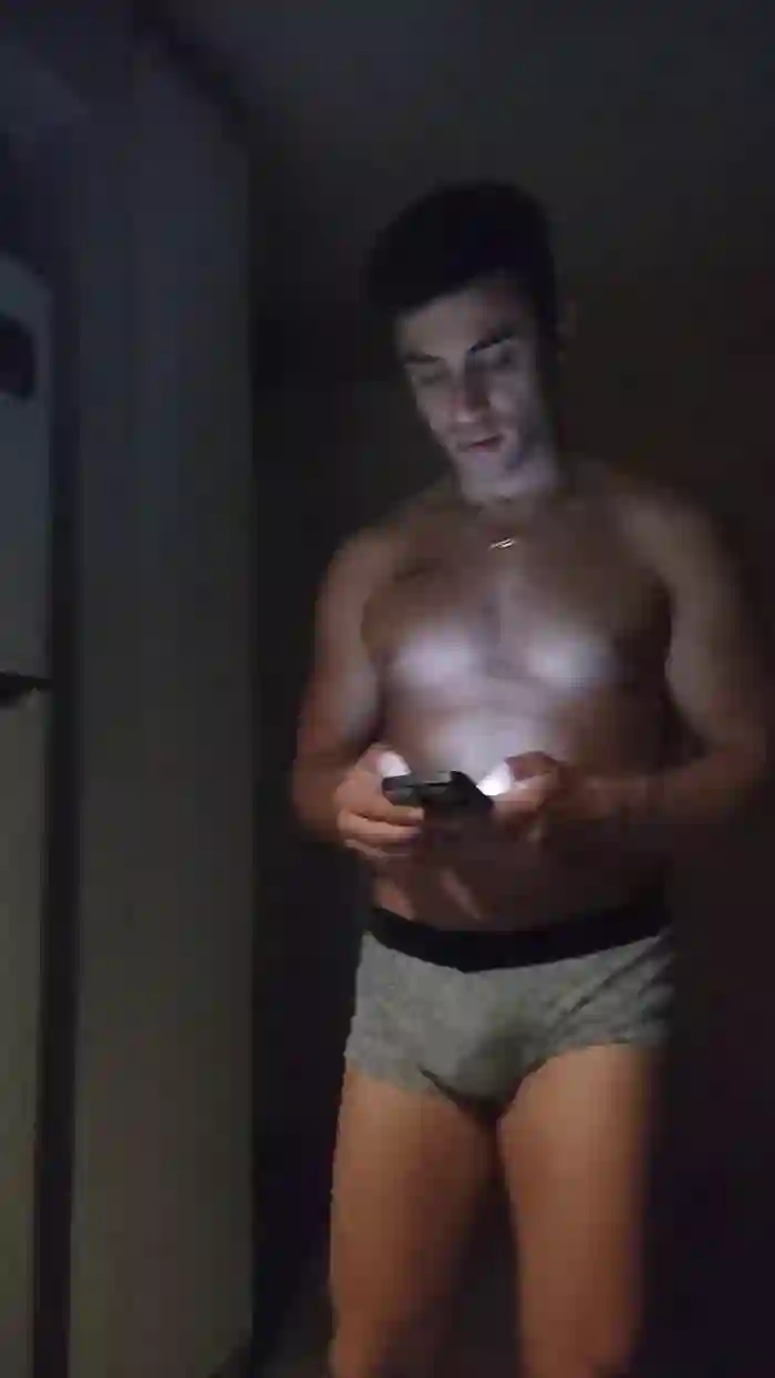 Hotfriends34