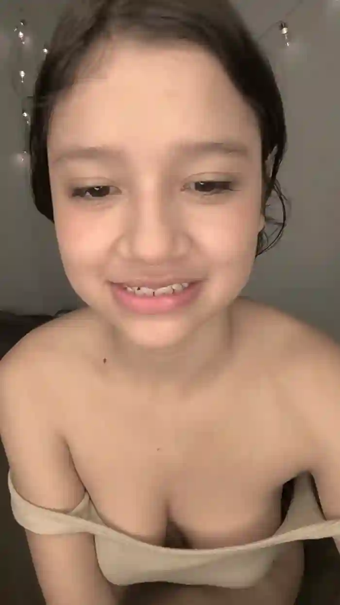 zara_bubbles