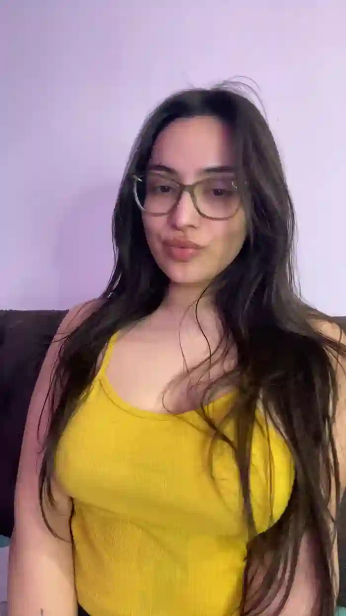 Latinaakita4