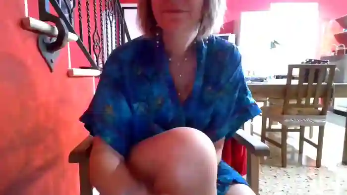 laurab_hot