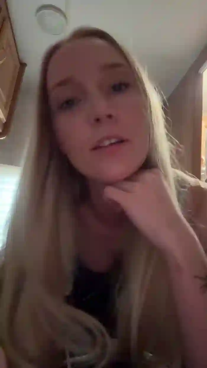 Babyblonde6996