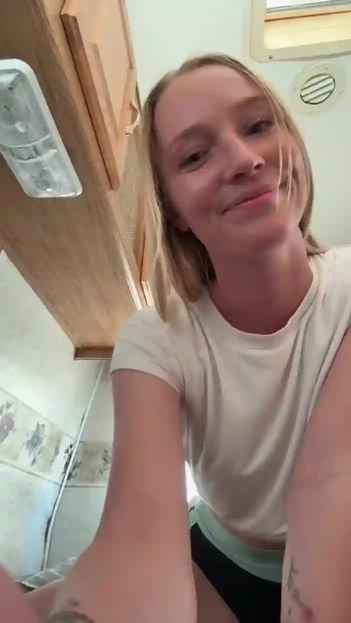 Babyblonde6996