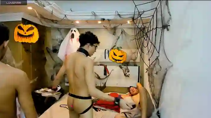 StrawwBoys