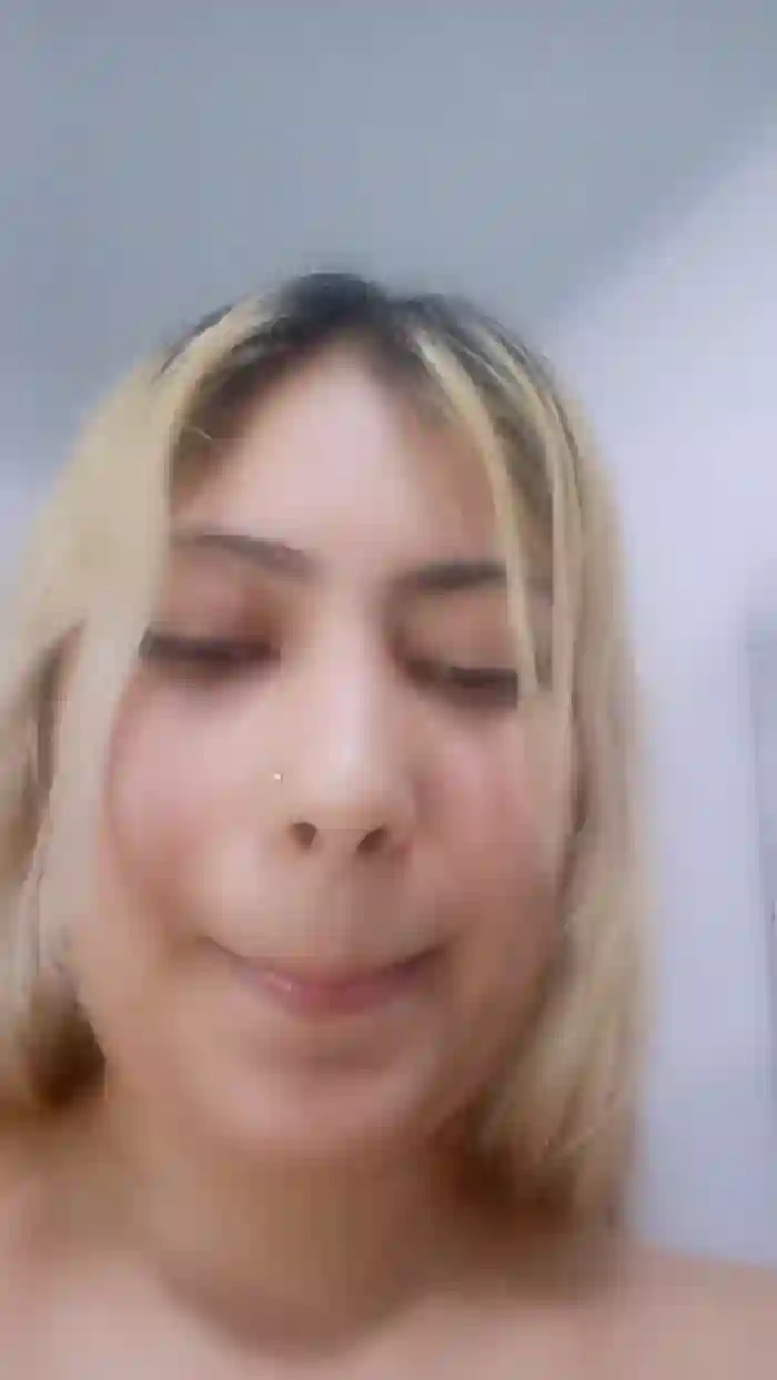 zoe_kimm
