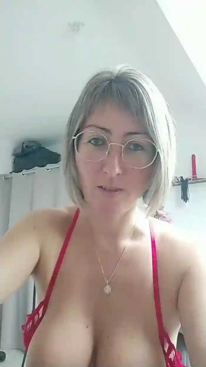 Titaly38