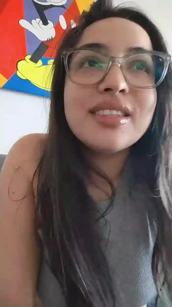 Latinaakita4