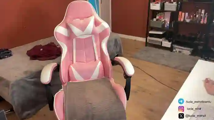 lucie_mehott