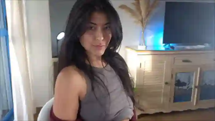 Anabel_curvy